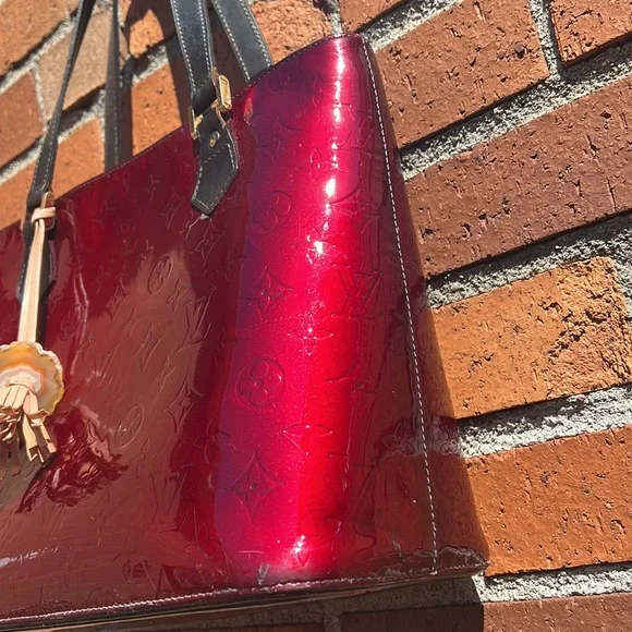 Authentic Louis Vuitton Set Matching Purse and Wallet Vernise Reader - Picture 5 of 17